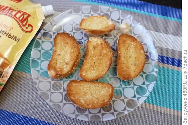 Бутерброды со шпротами и маринованными огурцами. Пошаговый рецепт с фото () Бутерброды со шпротами и маринованными огурцами. Пошаговый рецепт с фото