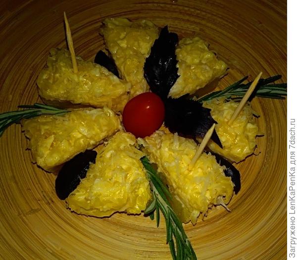 Еврейская закуска на ананасе гриль