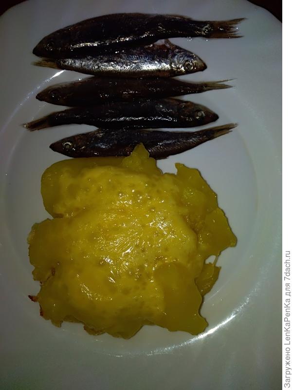 Не заморачивалась с дизайном, торопилась покушать горяченькую