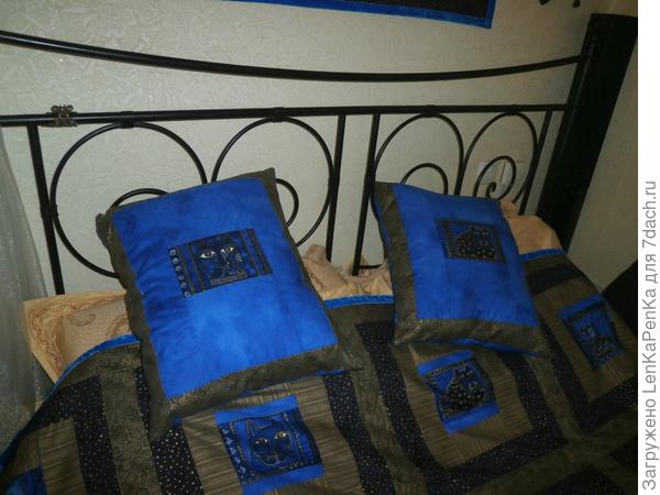 Котики из лимитированной коллекции тканей по рисункам американской художницы Лорел Берч