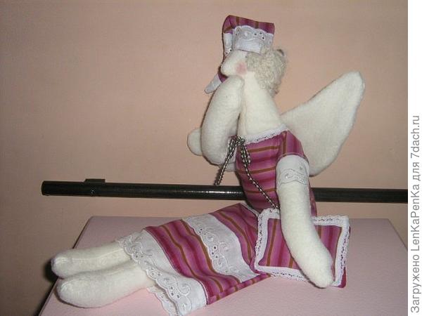 Ребенку в школу соседке по парте