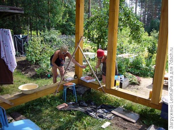 11 лет назад, небольшой намек на домик