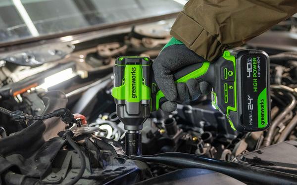 Аккумуляторный гайковерт Greenworks IW5500