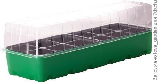 например такая кассета, кстати в таких парниках я думаю выращивать рассаду до пикировки.