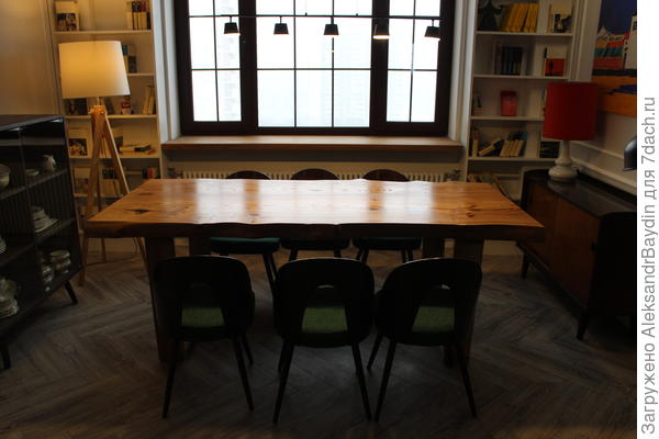 обеденный стол из слэбов карагача