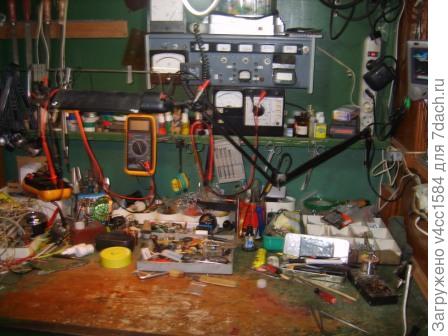 Вот это мой стол.