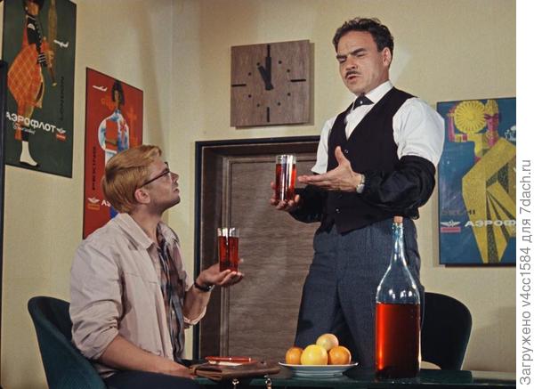 — А тост без вина — это все равно, что брачная ночь без невесты.