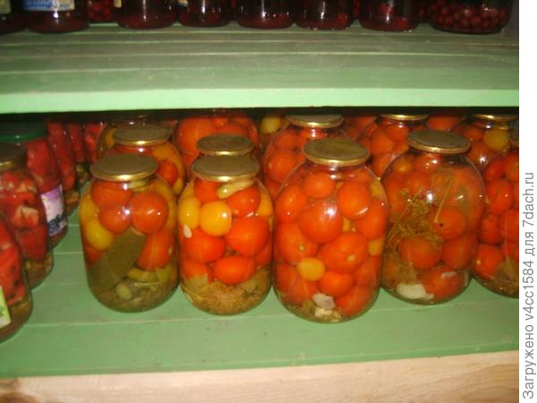 полочки для готовой продукции...