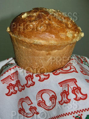 Символу Саратова - куличу - исполнилось 126 лет. На снимке: саратовский калач.