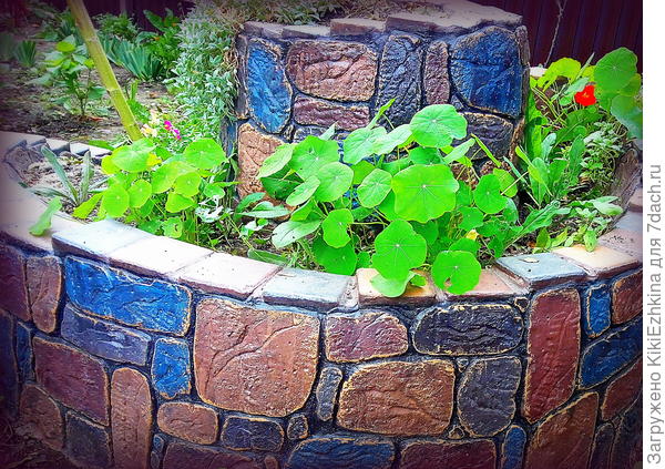 это имитация камня по  какой-то замазке-затирке: расход материалов- только эта  строительная   смесь, а  труд-свой!