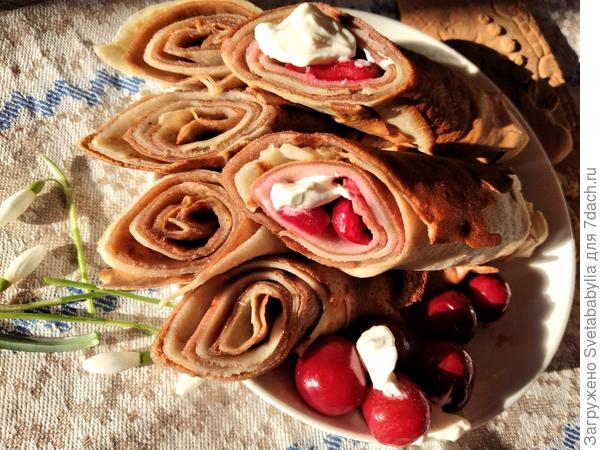 Сегодня блинчики с вишнями