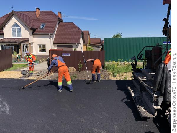 В этом году в Малиновых вечерах положили асфальт