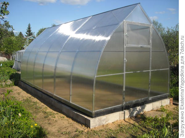 Теплица от Мостеплицы. Усиленный поликарбонат