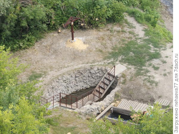 А здесь у нас на крещение купаются