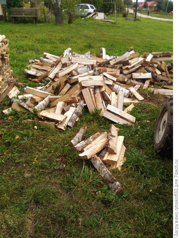 Кучка бревен превратилась в кучку дров