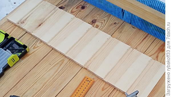 Предварительная сборка ящика из остатков вагонки