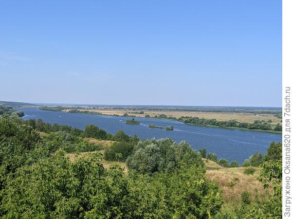Вид с берега дачи, каждый раз захватывает дух