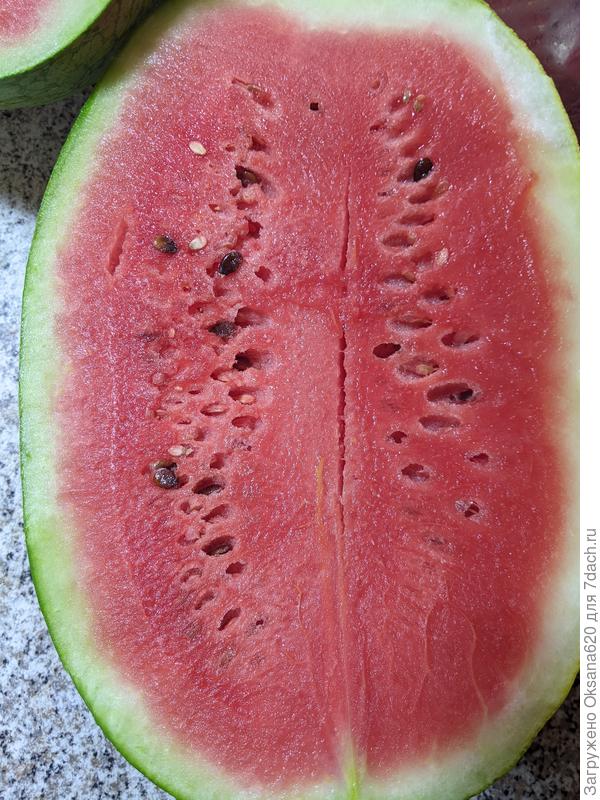 Треснул при разрезании