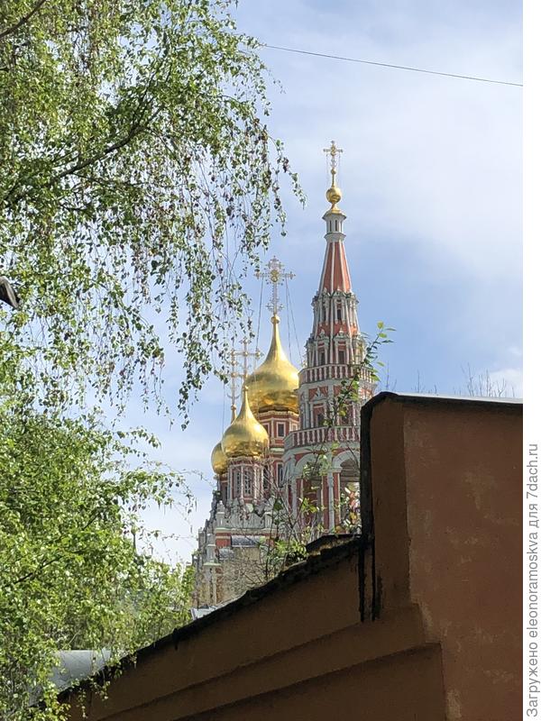 в Москве по-летнему тепло