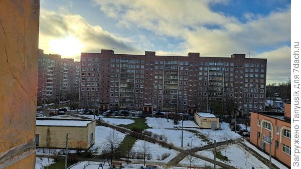 Погодка весенняя! Как будто конец марта-))