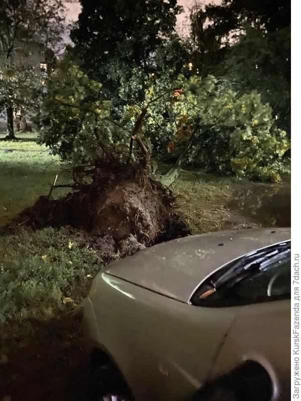 Вообще в другую сторону повалилось