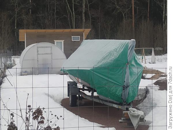 А вот уже и сарай... Нынешняя зима