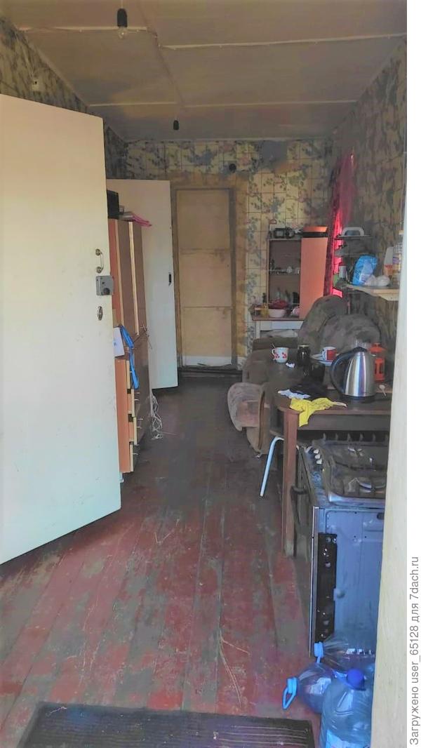 прихожая  или кухня