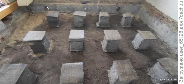 тумбы отштукатуренные