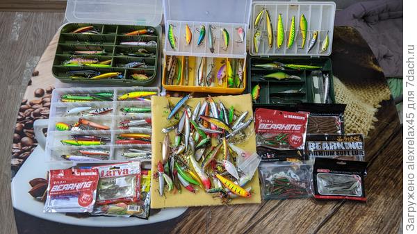 Почти все от китайского производителя, которые вне сомнения ловят при наличии рыбы. Только около 20 штук от японского производителя,  к которым нужен грамотный подход. Закинул и поймал без навыков с ними тоже не прокатывает.