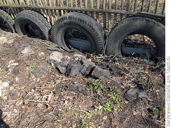 Красота, конечно - неописуемая... И грязи полно - убирала в прошлом году...