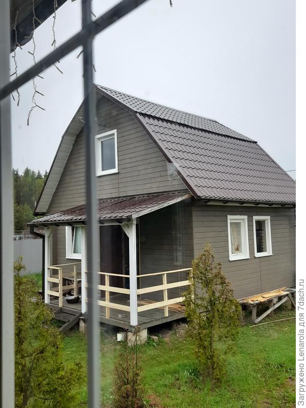 Баня, перила на крыльце