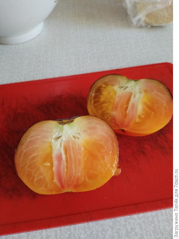 Яркий самоцвет