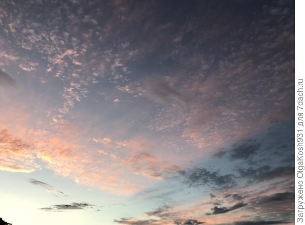 Небо не уступает морю по красоте)