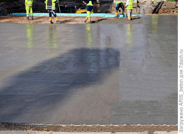 Заливка фундамента