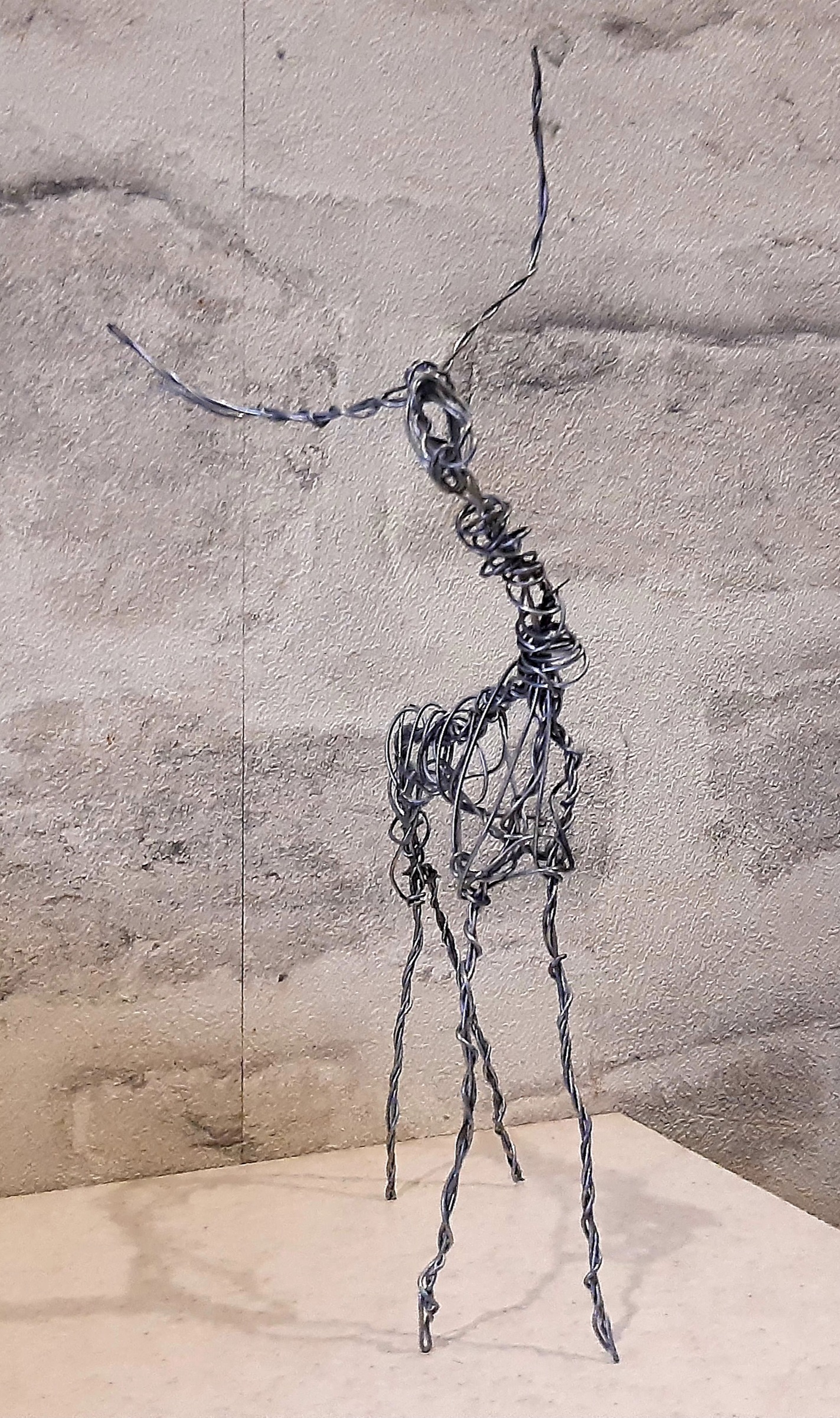 Осталось сделать веточки на рожках