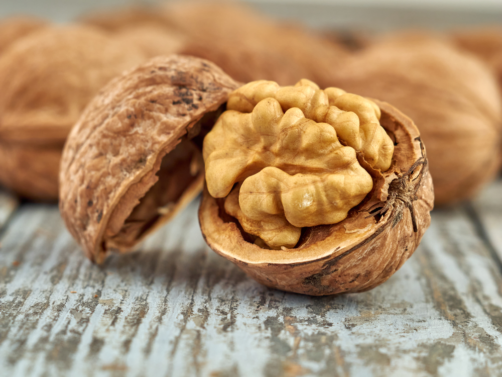Грецкие орехи могут вызывать аллергическую реакцию