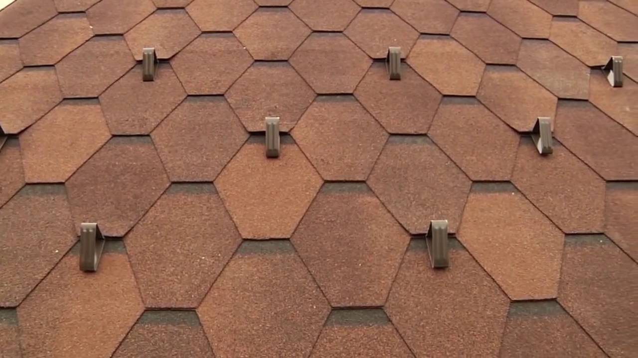 Снегостопоры в виде треугольника. Фото с сайта tegola24.by